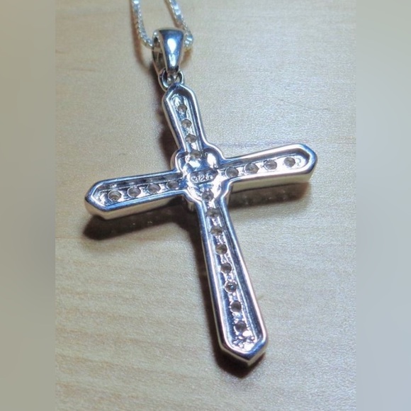Sterling Silver Knotted Cross with CZ Stones - Picture 4 of 4